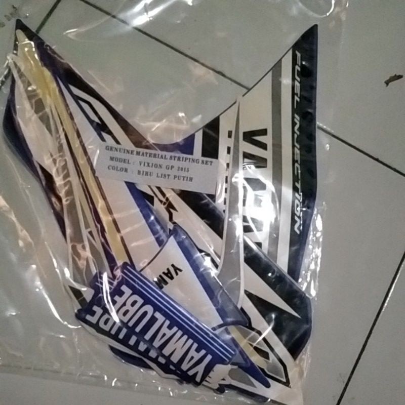 Lis sticker Vixion nvl biru putih
