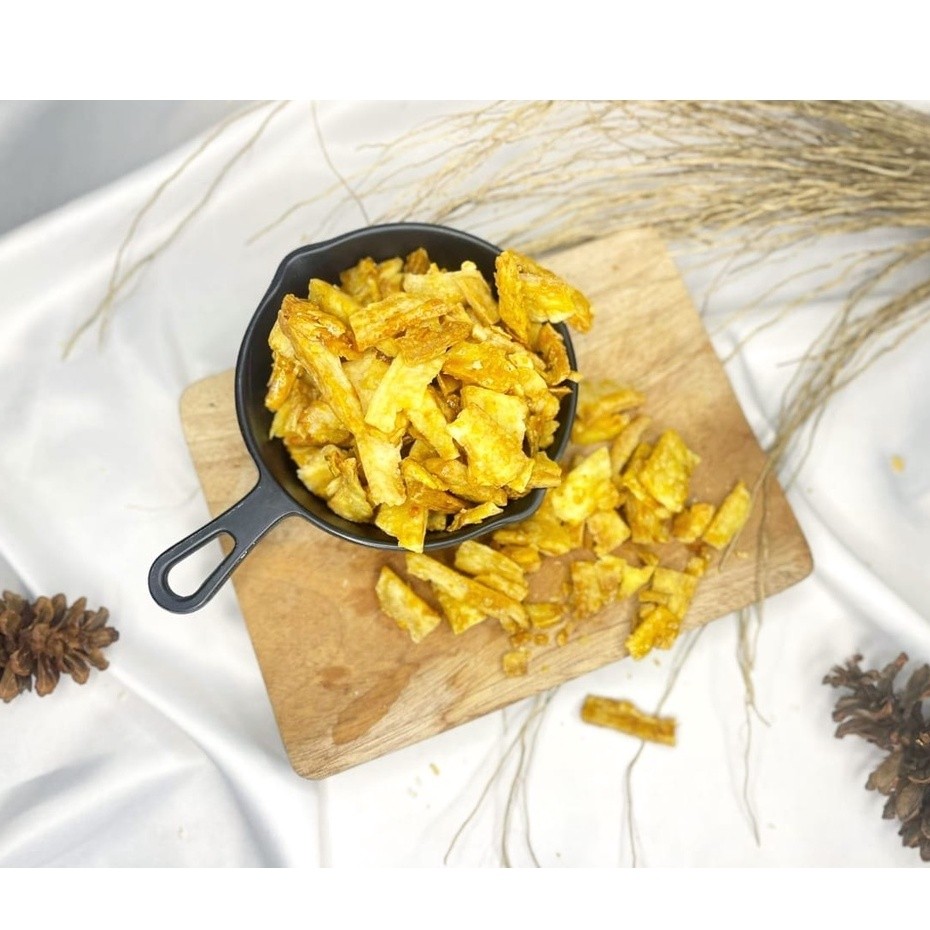 

keripik singkong pedas manis balung kethek 250 Gram