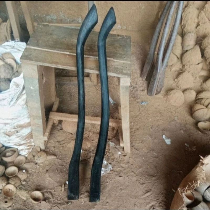 Doran kayu ruyung aren hitam / gagang cangkul