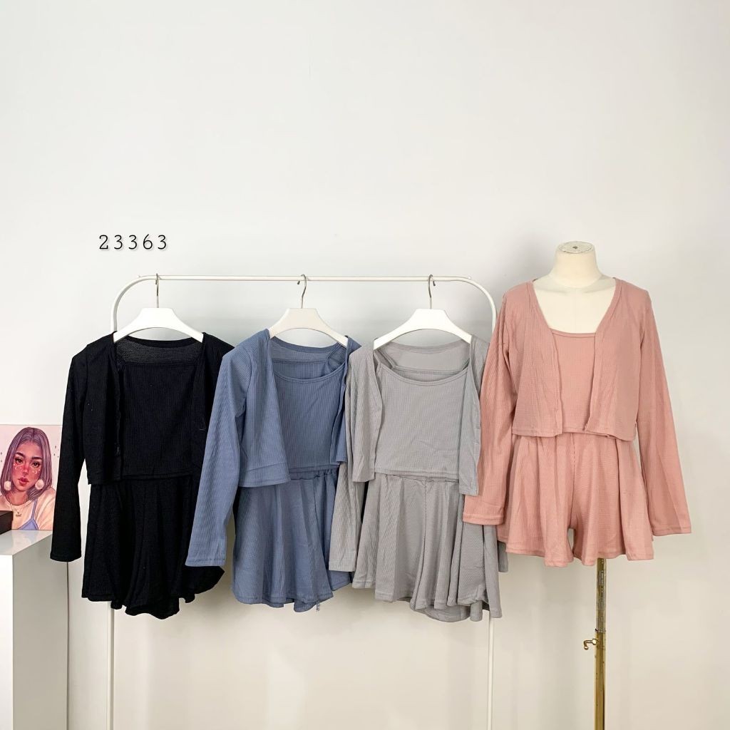 SETELAN 3IN1 CELANA PENDEK HP POLOS MIX TANGTOP CROP AND OUTER CROP LENGAN PANJANG POLOS NO BUTTON P