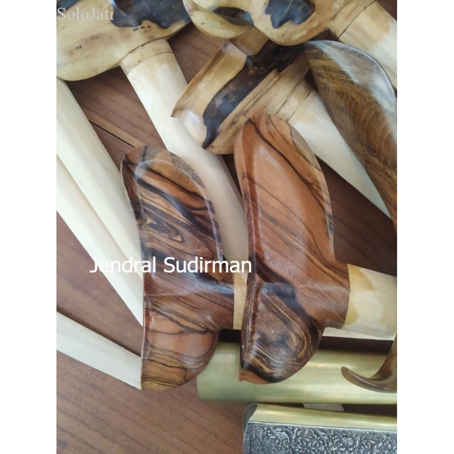 

Warangka gayaman gaharu ori Murah Meriah JD61 murah