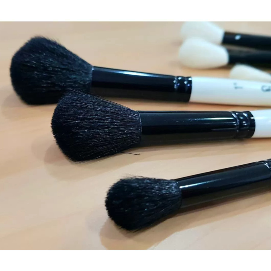 

Daler Rowney Graduate Black Goat Round Mop Short Handle Brush Kuas Lukis