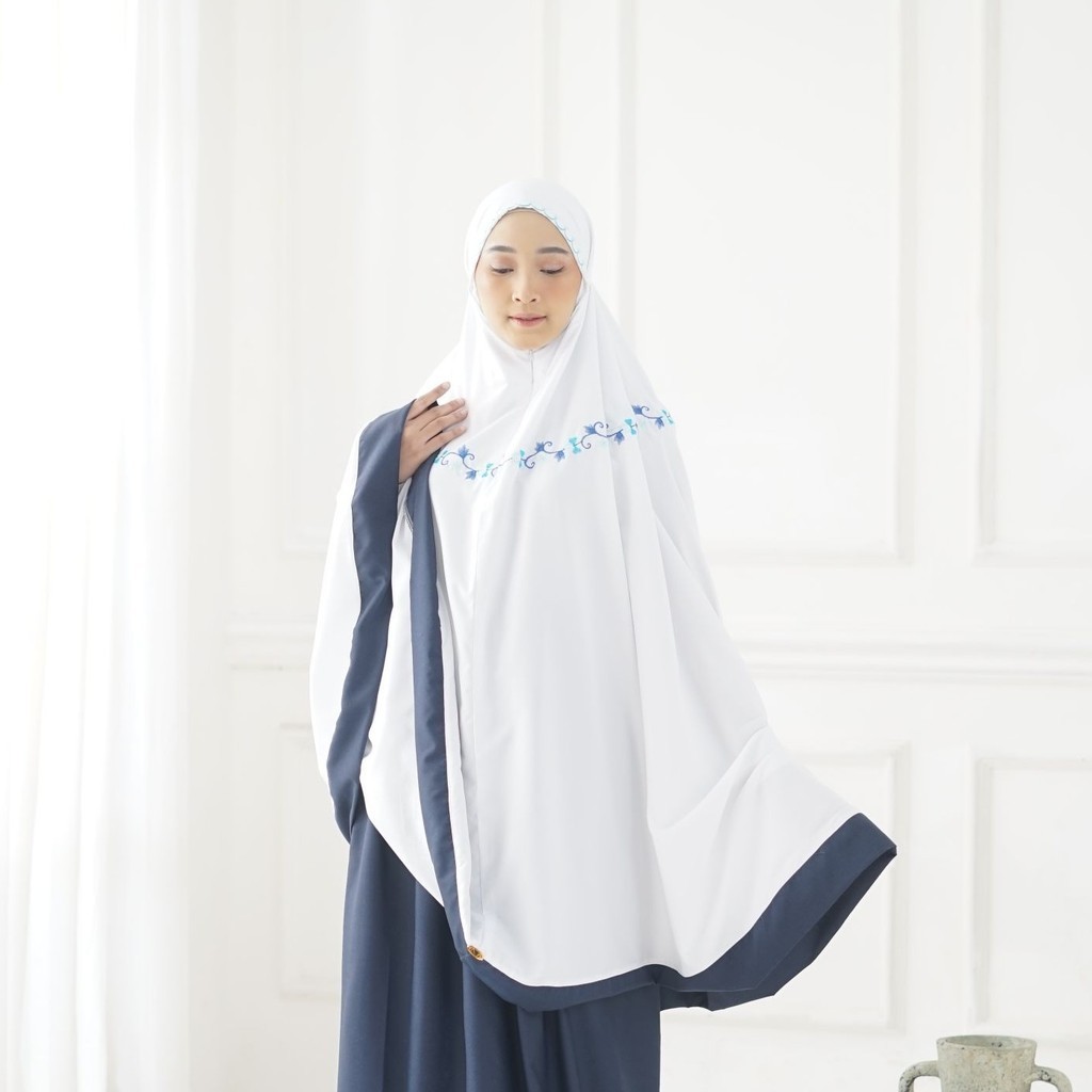 Mukena Santri - Aisyah Series Putih - Biru Bordir Bonus Sajadah / Mukena Bordir Santriwati Gontor