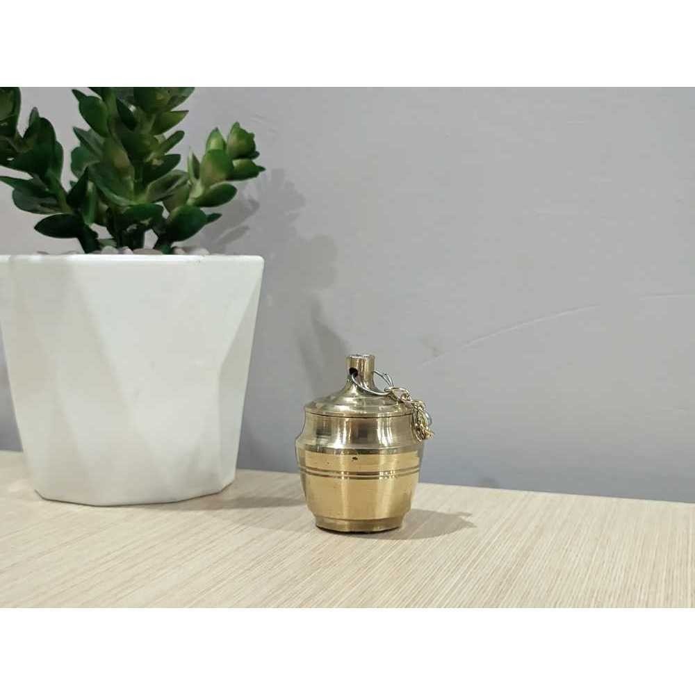 

Bak wadah tempat mangsi /tinta Kuningan Wadah Mangsi Ink ,Tempat Tinta Kuningan, For Fountain Pen , Pena, Pulpen Celup Clasik.