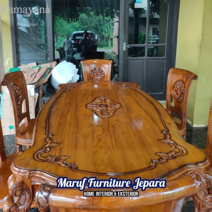 

Set Meja Kursi Makan Kayu Ukir Ganesha Royal K6 (Furniture Jepara) - DP Murah