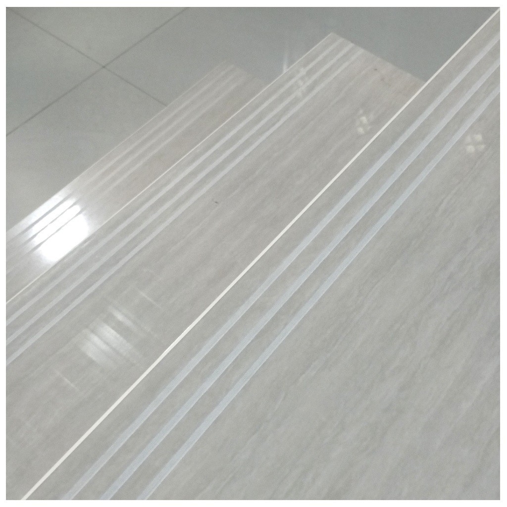Stepnosing Granit 30x80 Motif Marmer Abu-abu Terang Glossy