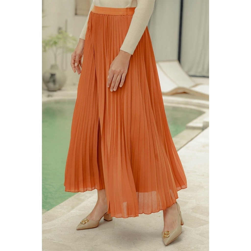 Benang Jarum - Chiffon Pleats Skirt - Camel - M