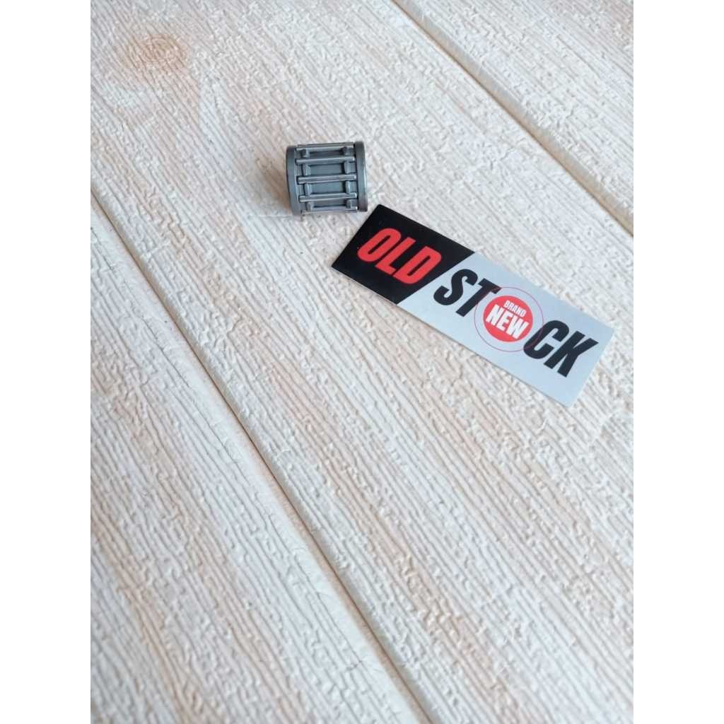 SUZUKI A100 ROCES SMAL BEARING LAHER BAMBU PEN PISTON / NEW OLD STOCK