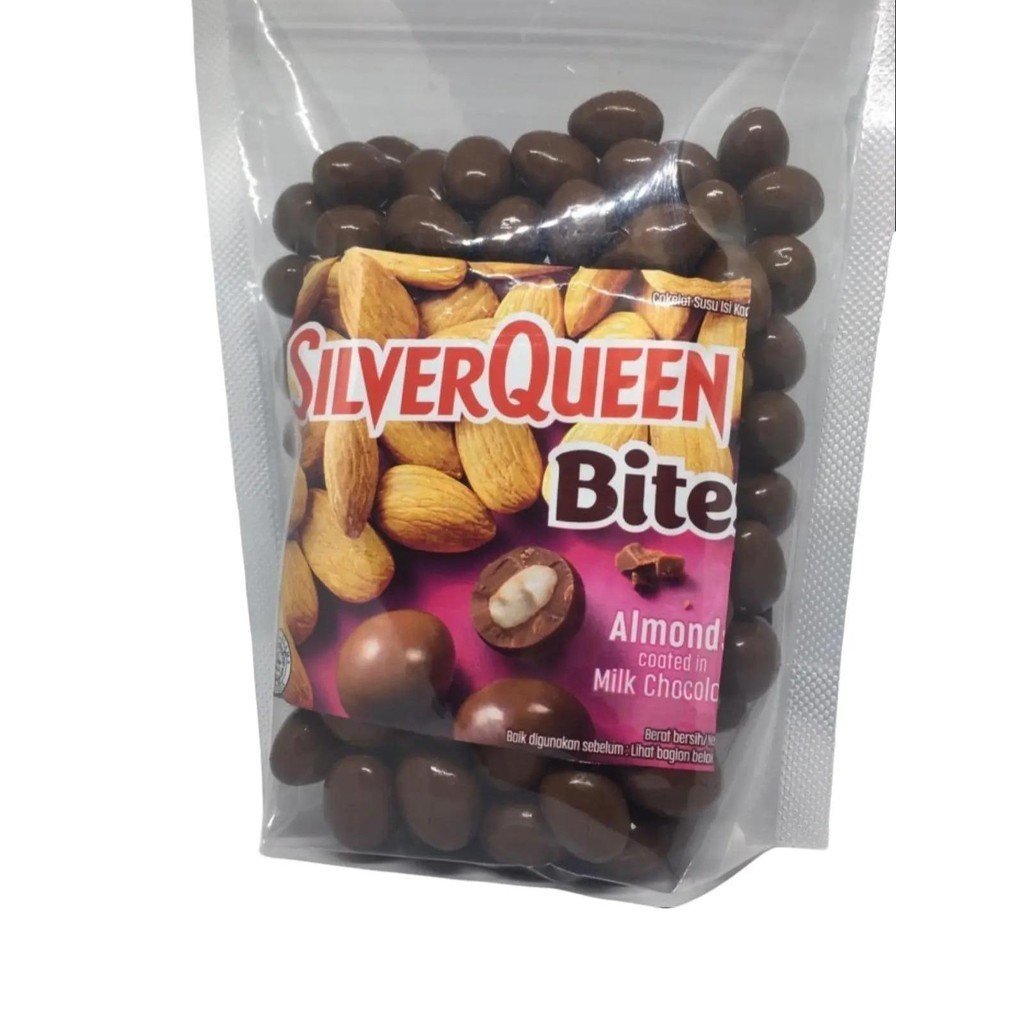 

SILVERQUEEN BITES 500 GRAM KACANG ALMOND & KACANG MEDE Cokelat Coklat Kering