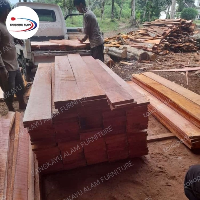 

GFJ papan kayu mahoni sudah serut hampelas ukuran 200×20×3cm