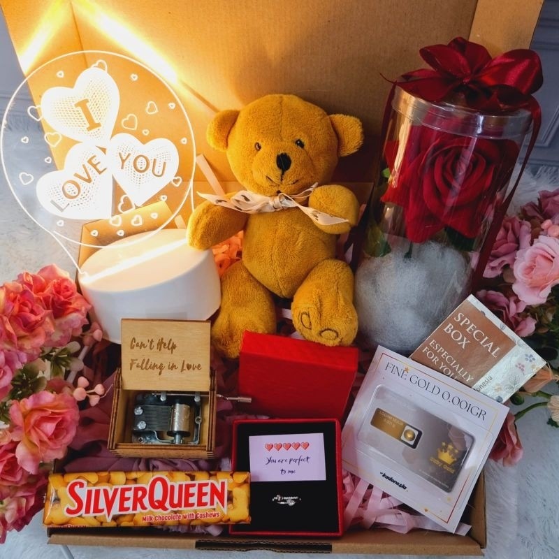 

Kado Cantik Unik Murah Hampers Hari Raya Idul Fitri / Kado Anniversary / Hampers Cewek Hadiah Anniv / Giftbox Istri