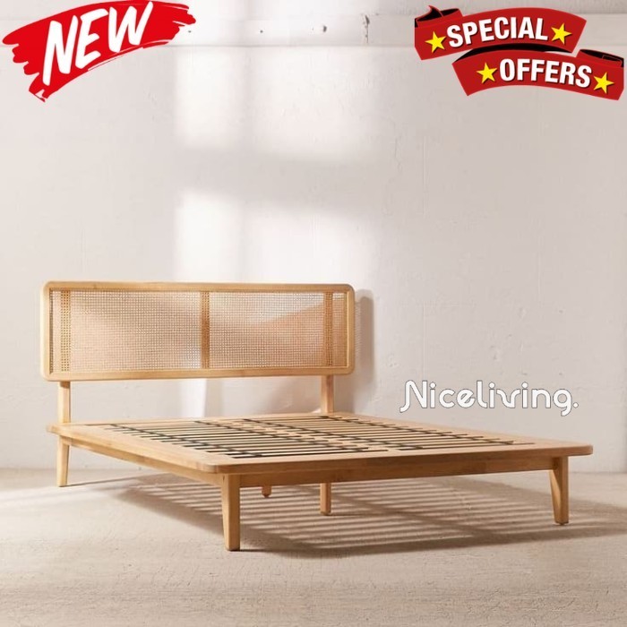 Dipan kayu jati terbaik kombinasi rotan alami Indonesian Furniture