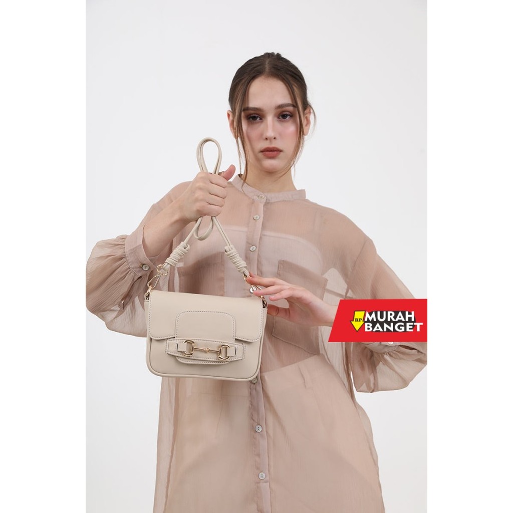 tas selempang wanita simple elegan Berrybenka - Tas Selempang Wanita Sofia Rulla Sling Bag - Black