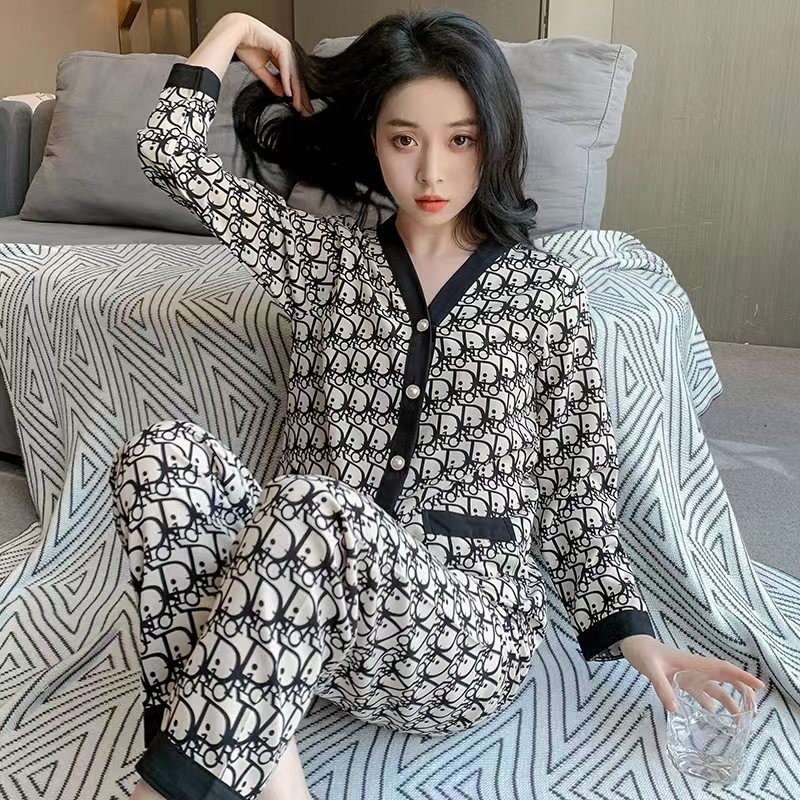 Setelan lengan panjang celana panjang piyama satin wanita pakaian rumah korean style