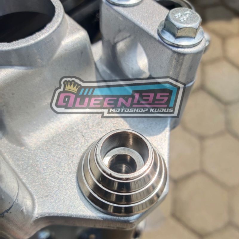 Monel pemanis tutup komstir shock depan Yamaha Rx King warna crome