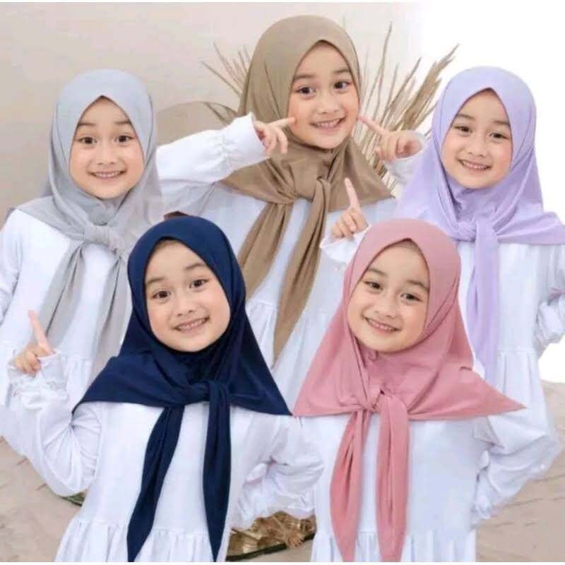 SALE ... Jilbab Segitiga Instan Anak Jilbab Instan Anak Perempuan Non ped Bahan Jersey Kekinian