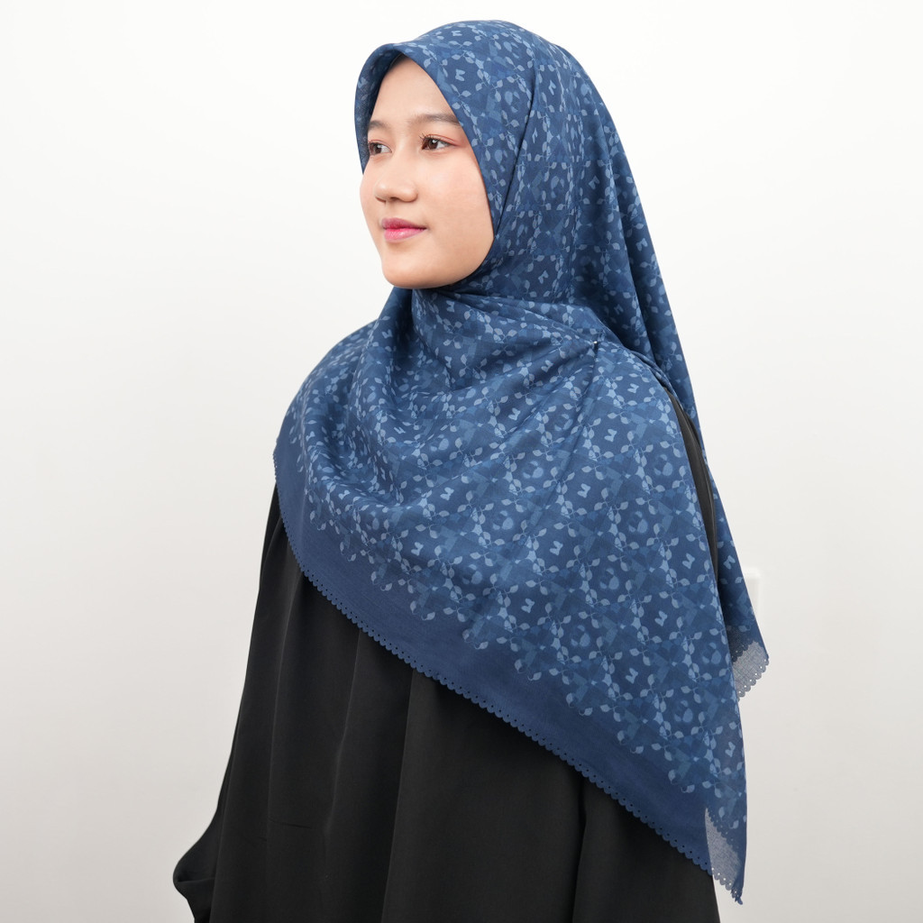 Confident Scarf