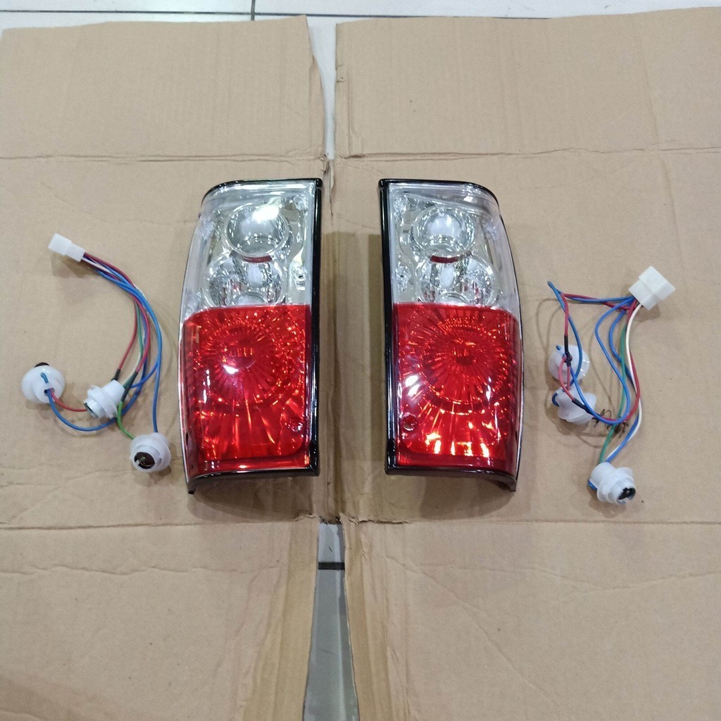 Lampu Stop Belakang Mobil Toyota Kijang Super