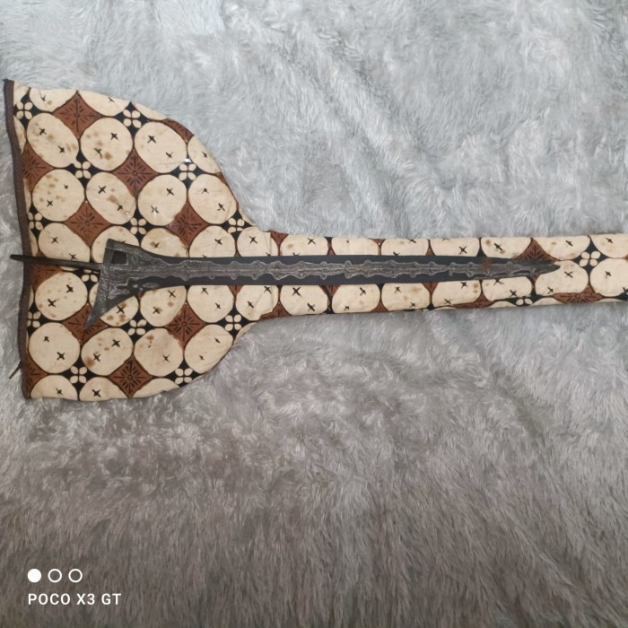 

keris sempaner pamor boneng srenteng sepuh mataram baru bk megantara antik