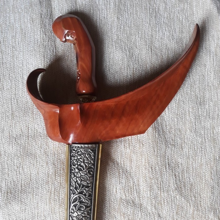 

waromgko ladrang solo trembalo jawa 40cm Antik
