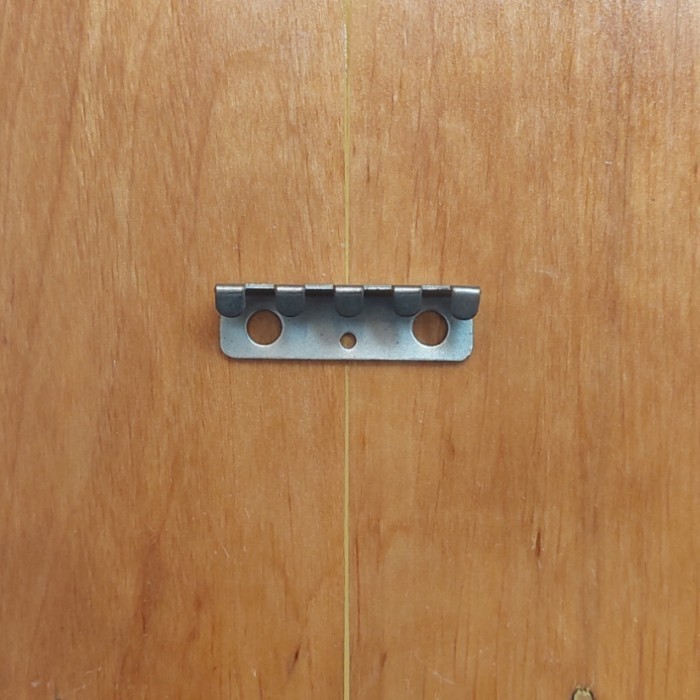 Kaitan per Tremolo / Tremolo Spring Claw / Claw Pengait Tremolo