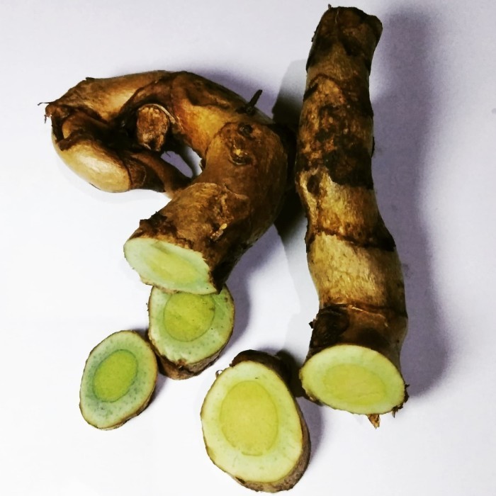 

Temu ireng segar 500gr temu hitam segar 500gr