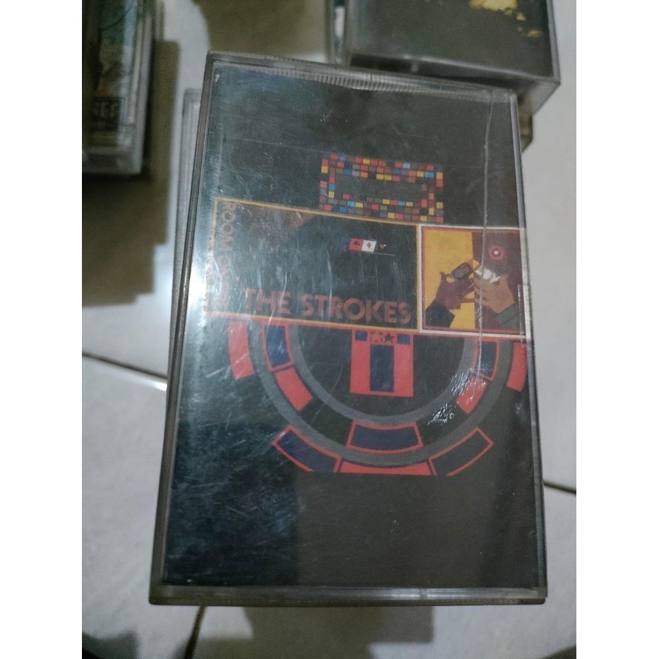 KASET PITA ORIGINAL THE STROKES ROOM ON FIRE