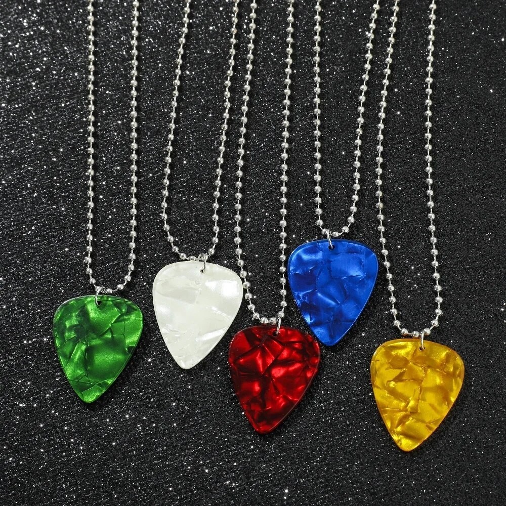 Creative Resin Guitar Pick Pendant Necklace for Women Men 50cm Alloy Chain TV Shows Cosplay Accessor