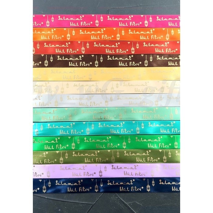 

Pita Idul Fitri -Satin Emboss Emas Motif A ; Mix Colours ;Lebar 2.5 cm