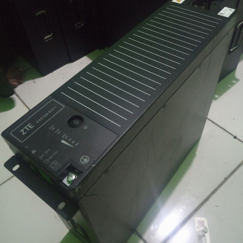 Battery Lifepo4 48v 100ah Merk ZTE Tipe ZXESM R311 Produksi 2023 Liike New