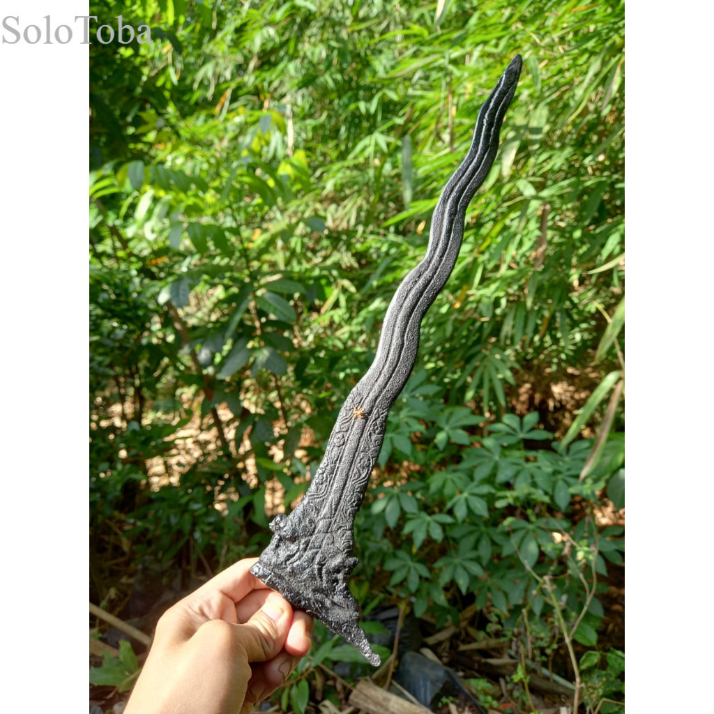 

keris panimbal nogo temanten kamarogan keleng bkn megantoro sengkelat kamarogan antik