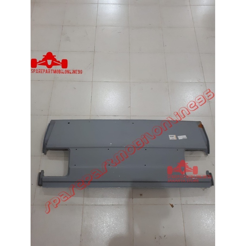 Totok Panel Depan Kedok Mitsubsihi L300 ASLI