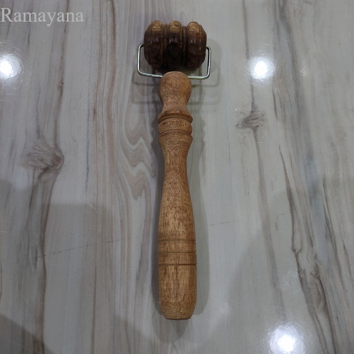 

Alat Pijat Kayu/Alat Pijat Refleksi/Alat Pijat Tradisional/Alat Pijat - kawat roda gir Murah