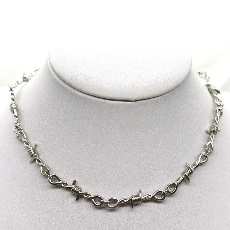 Small Wire Brambles Iron Unisex Choker Necklace Women Hip-hop Gothic Punk Style Barbed Wire Little T