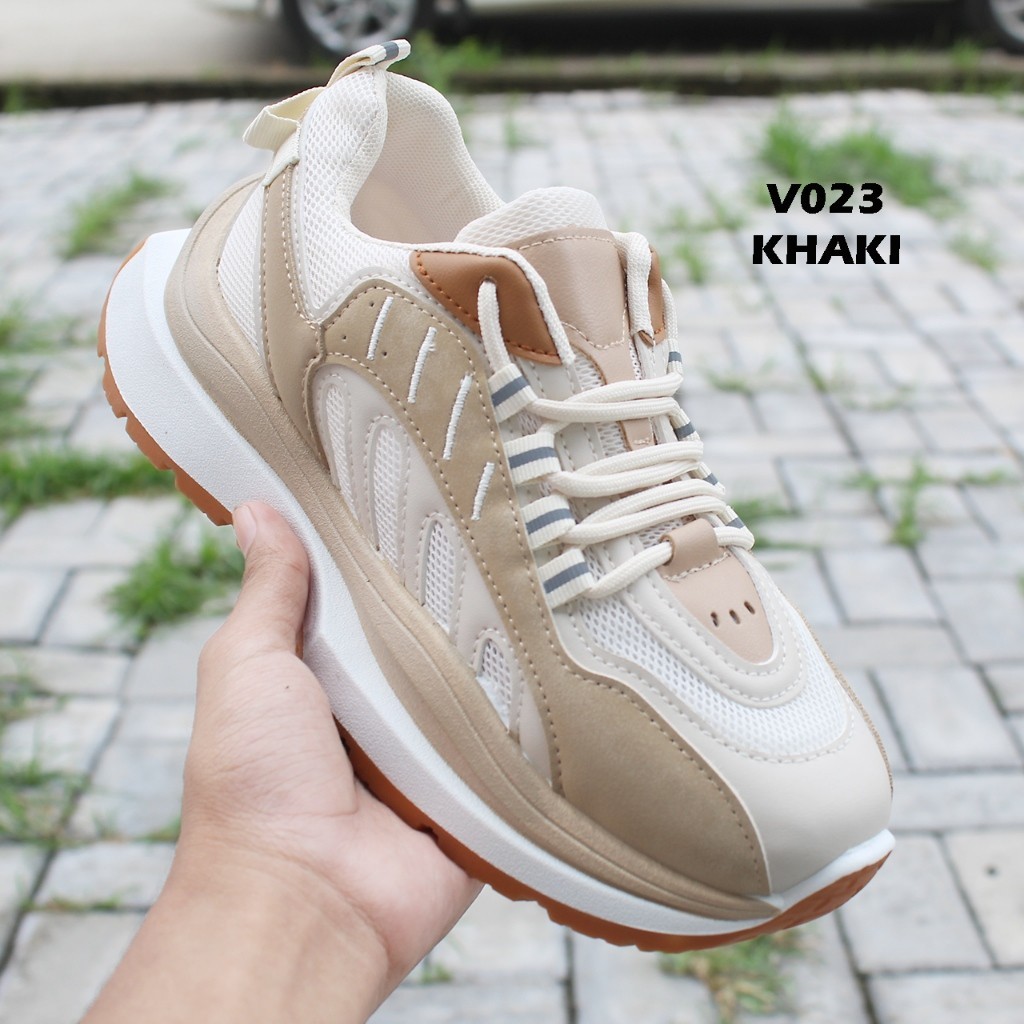 NEW PRODUCT - (J) (COD) NEW Sepatu Sneakers Wanita kasual sepatu wanita sporty daImport JV023 Sepatu