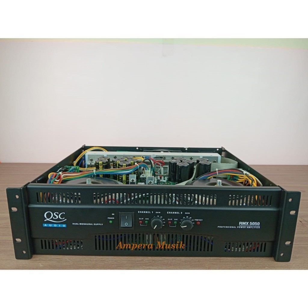 POWER AMPLIFIER QSC  RMX5050 / RMX 5050 / RMX-5050 POWER BADAK
