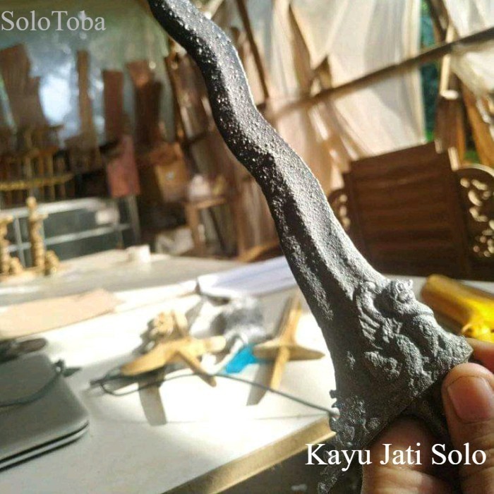 

BERGARANSI keris singo amboro keleng baja gonjo iras antik