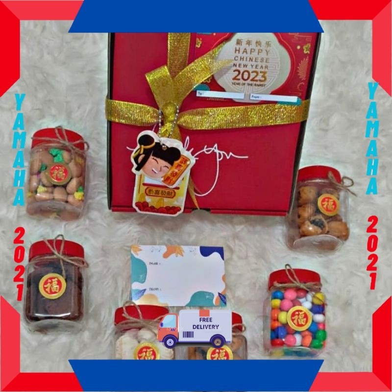 

KADO HAMPERS PASTRY ISIAN BANYAK FULL / Hampers Parcel READY STOCK SIAP KIRIM Cookies Kue Kering Kado Imlek / Natal / Tahun Baru / Ultah / Birthday / Idul Fitri / Lebaran / Graduation / Ulang Tahun / Christmas / SIAP KIRIM AMAN IDUL FITRI 1445