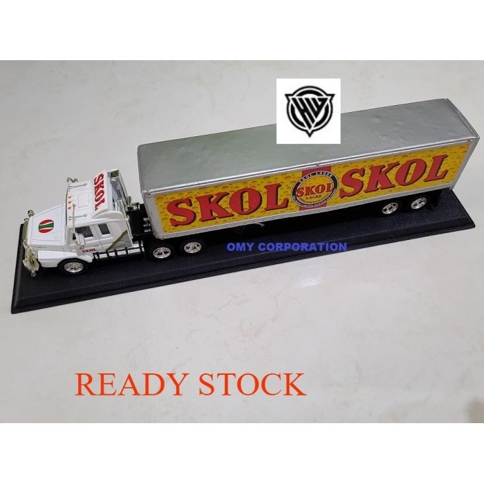Matchbox Mbx Ultra Truck Scania Trailer Skol lager Truk ban karet