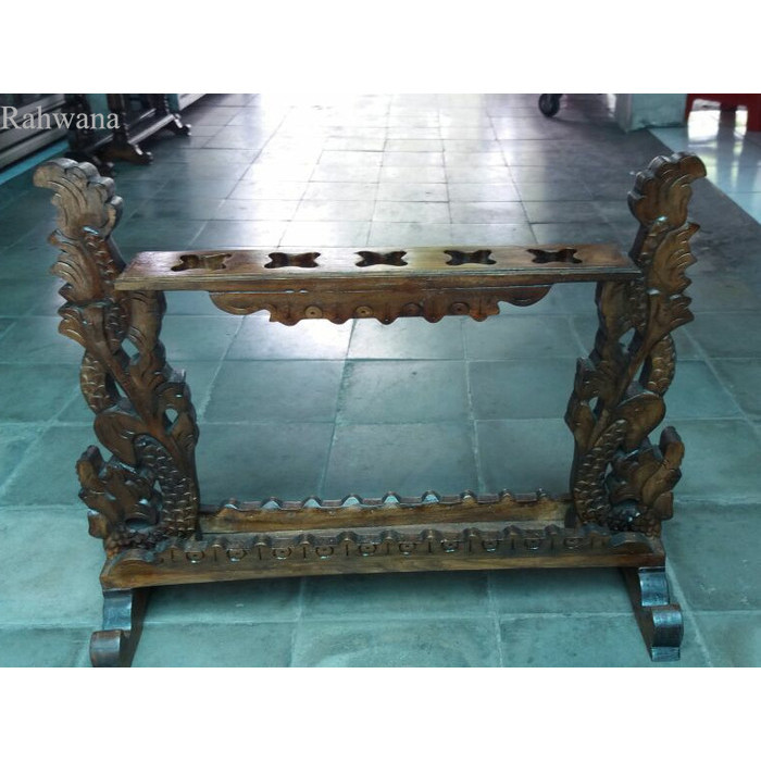 

Jagrak Keris Jati isi 5 antik