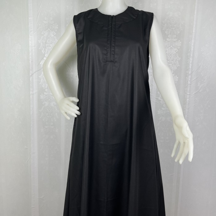 "V.NLN" -  TERLARIS Inner Yukensi Gamis tanpa lengan Toyobo Fodu by riZAru - Hitam, S