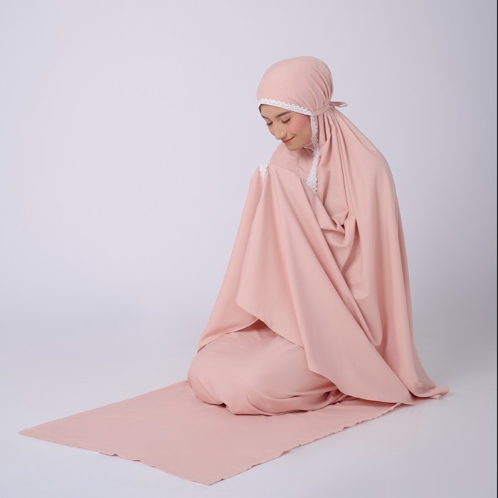 ZM Zaskia Mecca - Yavia Cream Mukena Mukena wanita