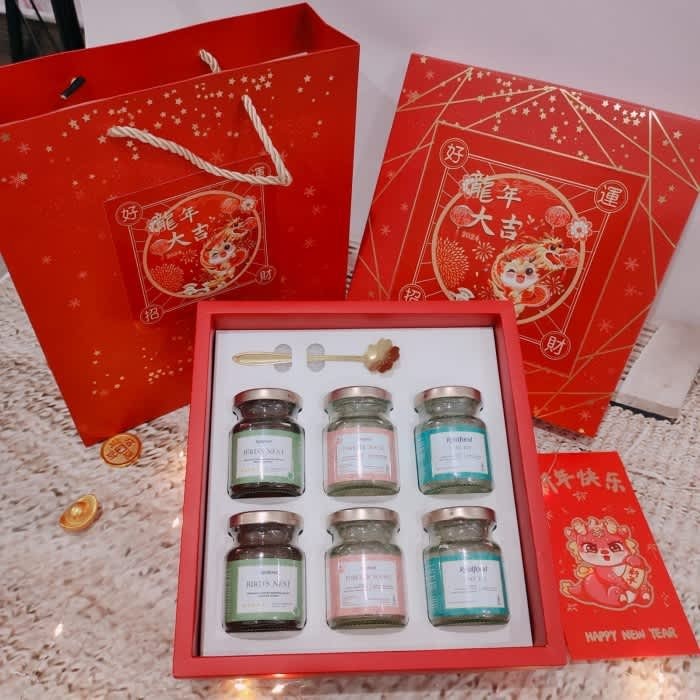 

Hampers Walet Imlek FUGUI Naga 6JAR REALFOOD PREMIUM Minuman Walet GB110