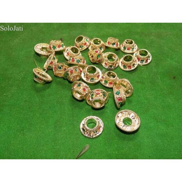 

mendak /cicin keris antik