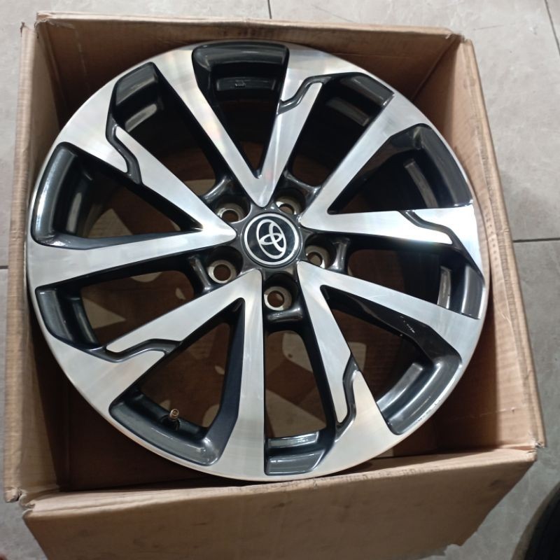VELG ORIGINAL COROLLA CROSS