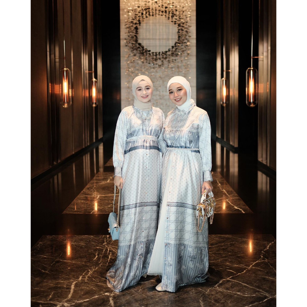 READY - VANILLA HIJAB - STUNNING DRESS - IVORY