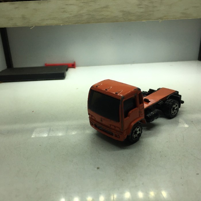 matchbox delivery truck diecast loose junk 12B -OS25