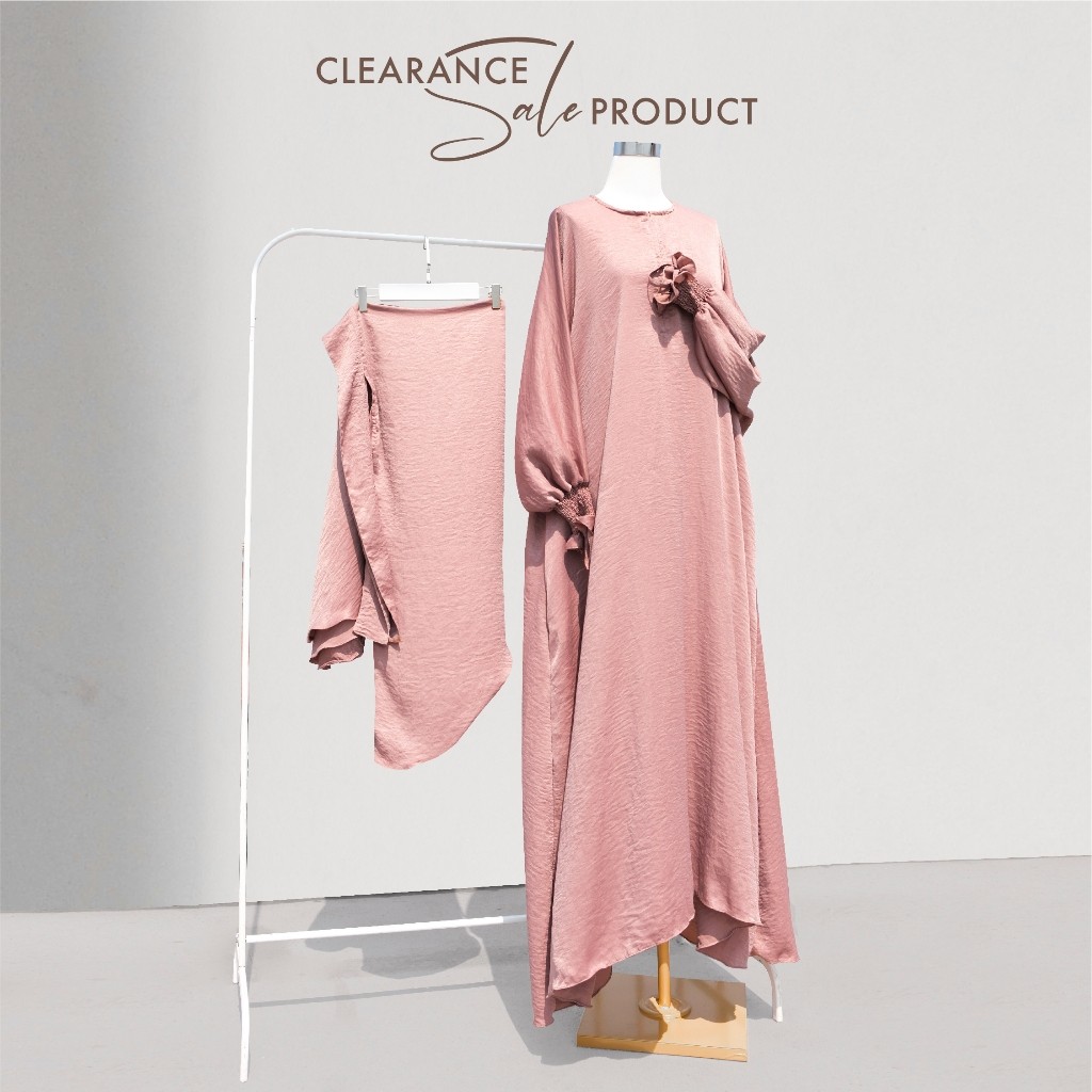 Lozy Hijab - [Defect Sale] Hanida Abaya Set (One Set Abaya Umroh Haji Gamis Set Kerudung Syari)