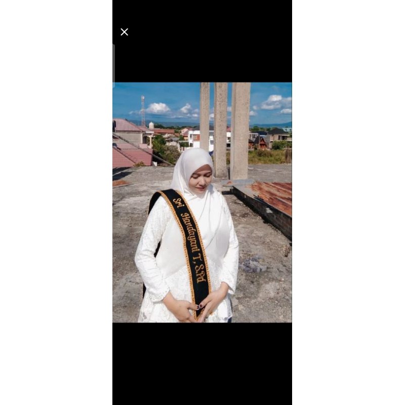 SELEMPANG WISUDA RENDA 2 LAPIS ,BORDIR(1HARI JADI) Selempang Wisuda