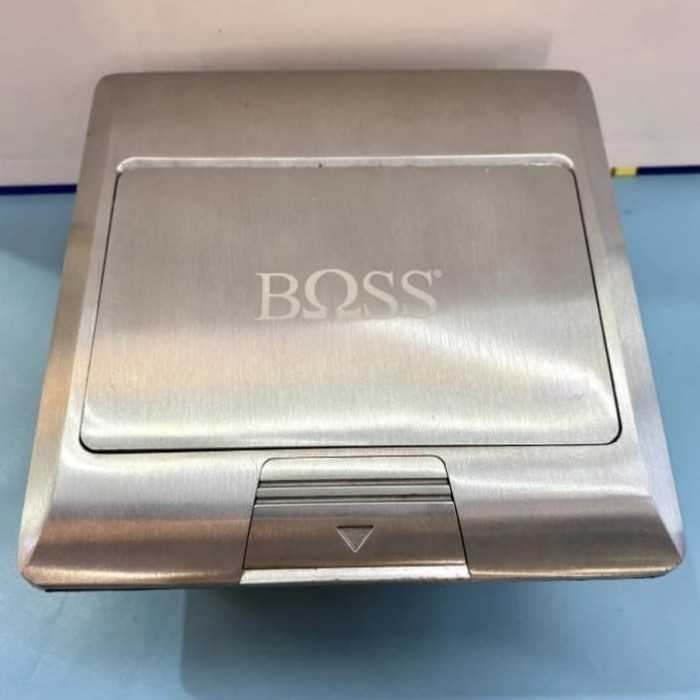 STOP KONTAK LANTAI BOSS TRIPEL OUTLET DATA CAT6 / 3 MODUL OUTLET DATA CAT6 BOSS ORIGINAL